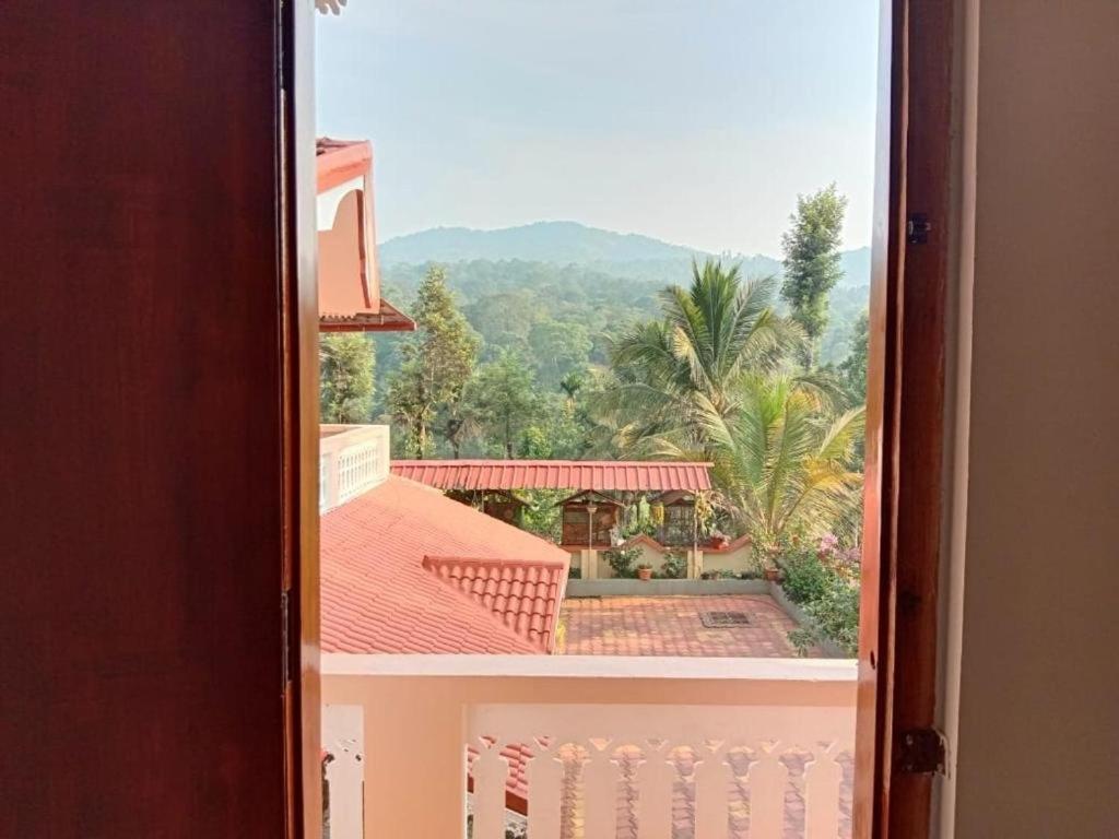 Siddāpur Shivalaya Homestay, Madikeri מראה חיצוני תמונה